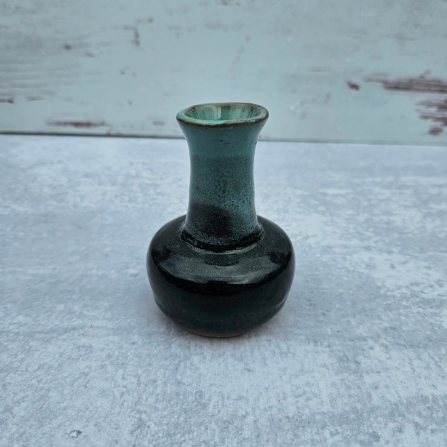 Bud Vase 》Black Turquoise